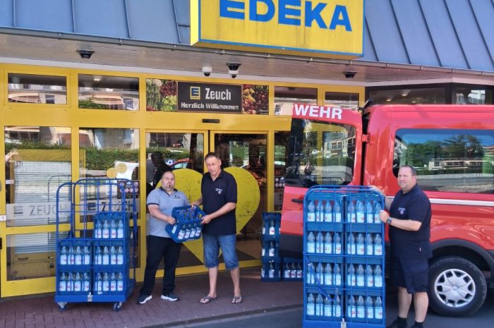 EDEKA Zeuch unterstützt die Feuerwehren der Gemeinde Helsa mit einer Getränkespende